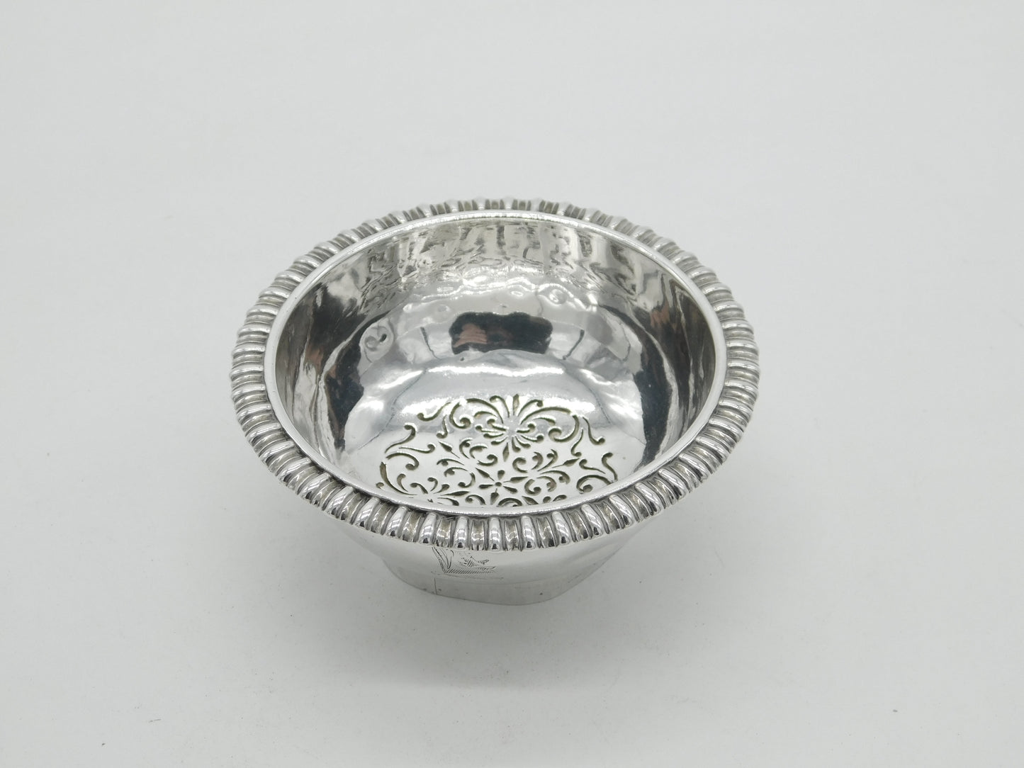 Georgian Sterling Silver Floral Pattern Wine Strainer Bowl c1780 Antique London