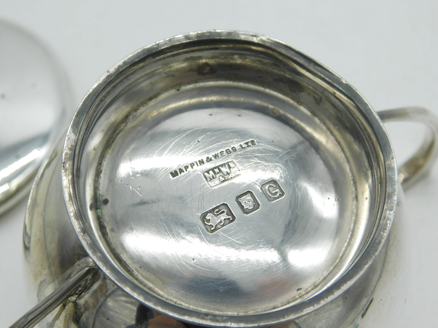 Sterling Silver Lidded Sugar Bowl Antique 1942 London Mappin & Webb Art Deco