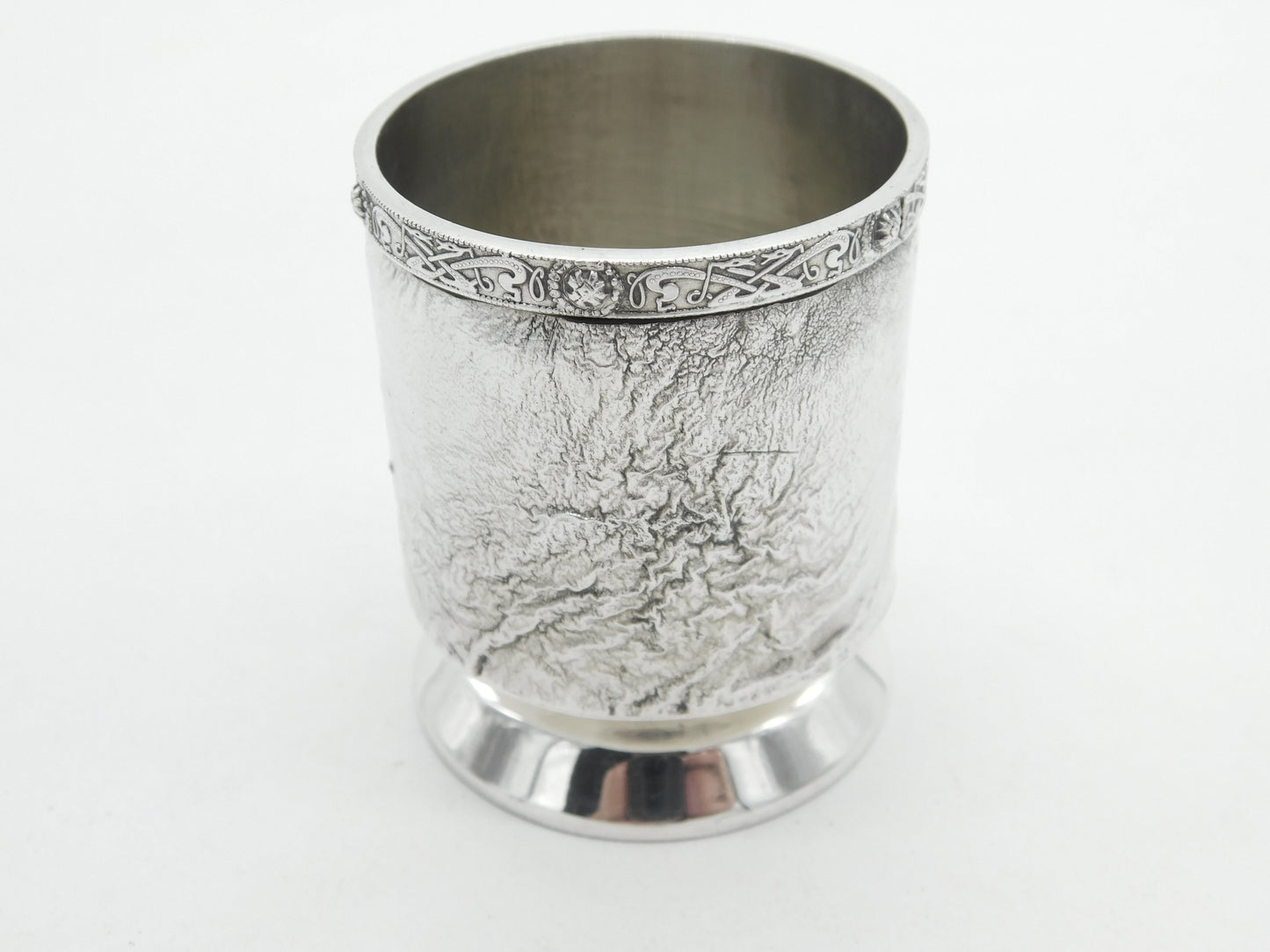 Sterling Silver Abstract Celtic Pattern Whisky Tot Shot Cup 1975 London Vintage