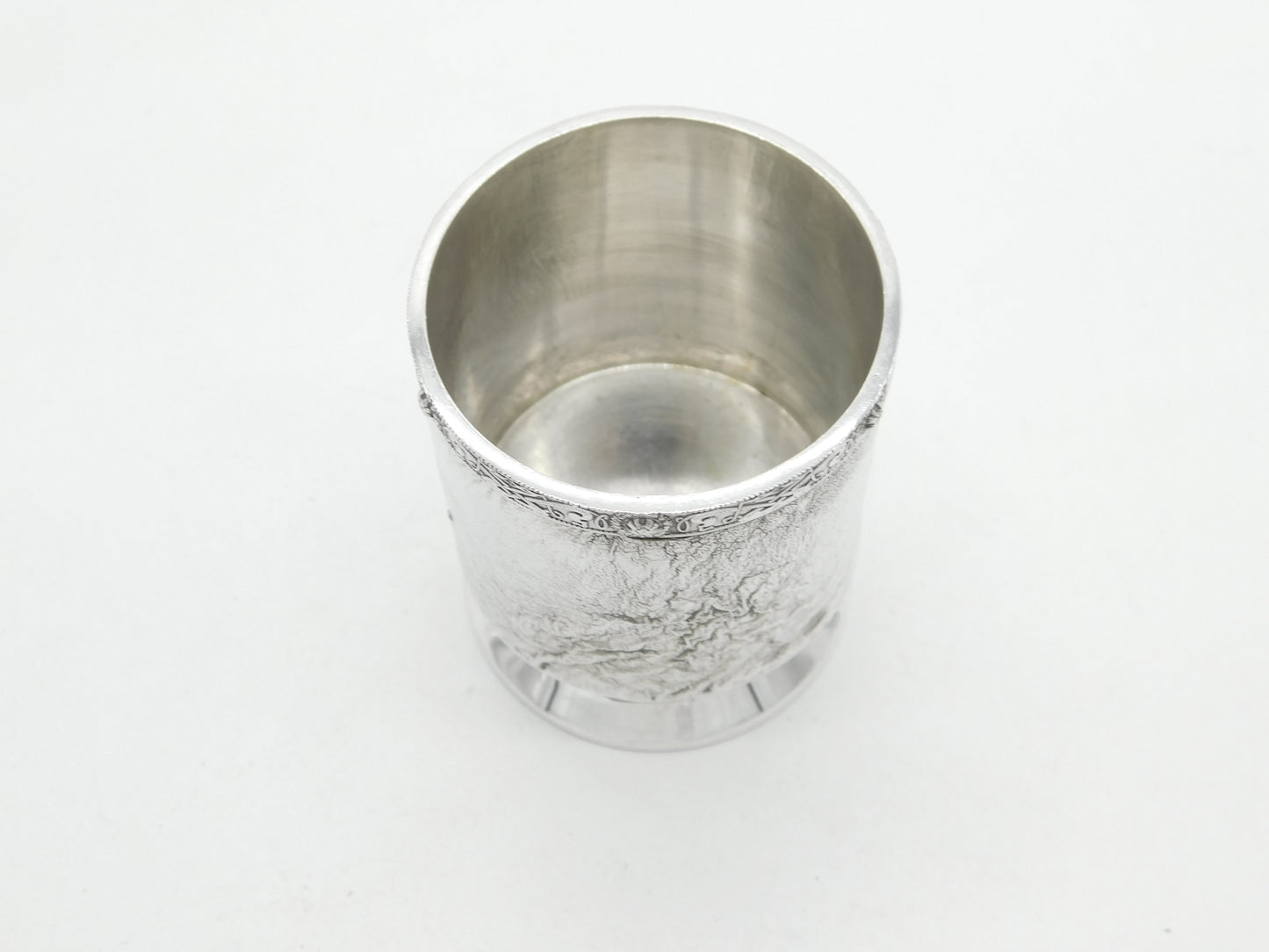 Sterling Silver Abstract Celtic Pattern Whisky Tot Shot Cup 1975 London Vintage