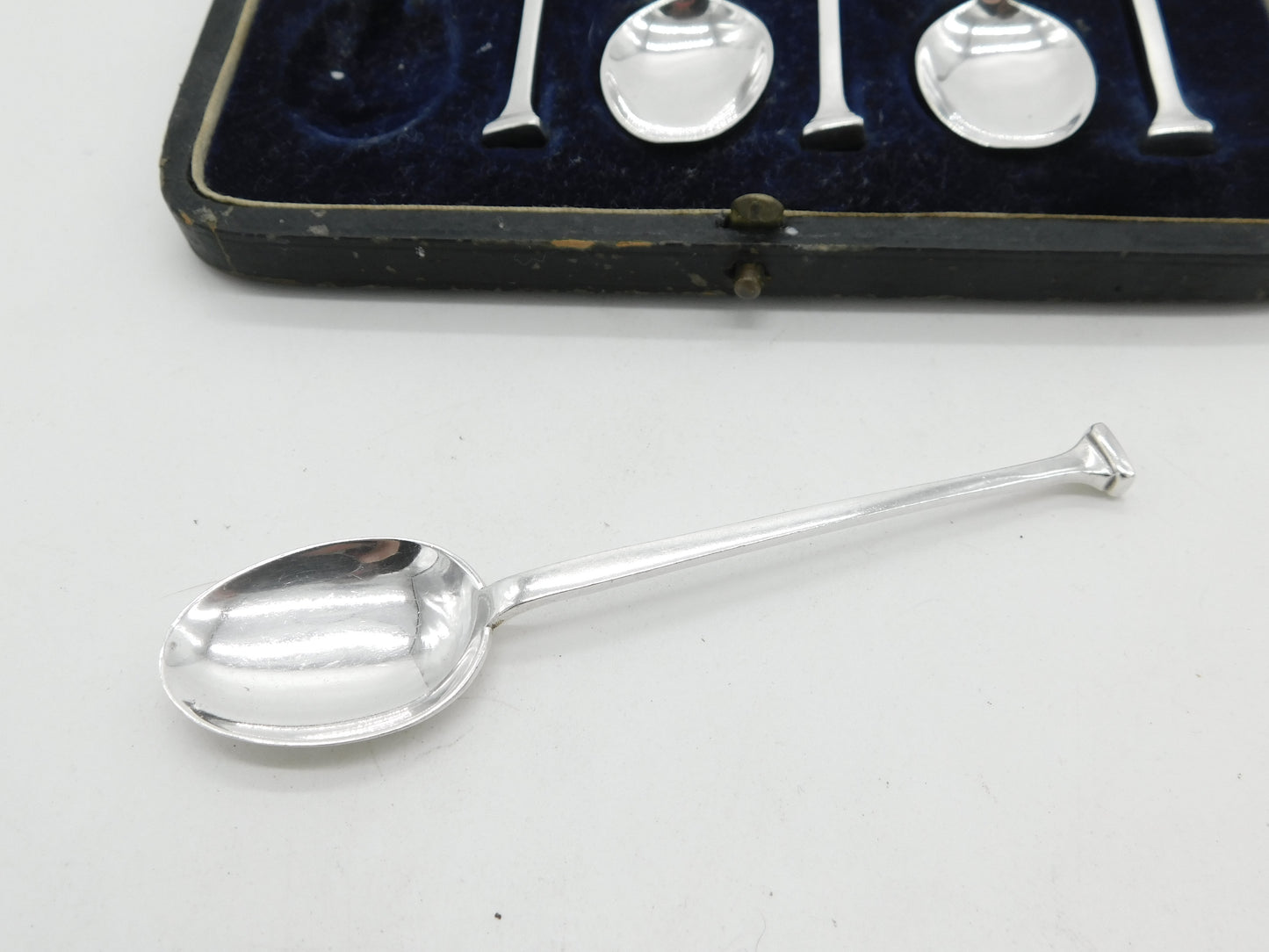 Boxed Set of Sterling Silver Column Terminal Teaspoons 1921 Sheffield Antique