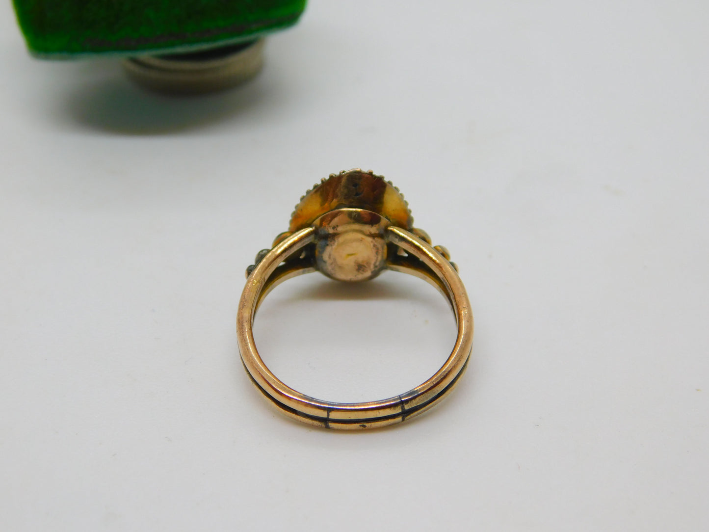 George III 9ct Gold Foil Back Paste & Seed Pearl Pear Shaped Ring Antique c1790