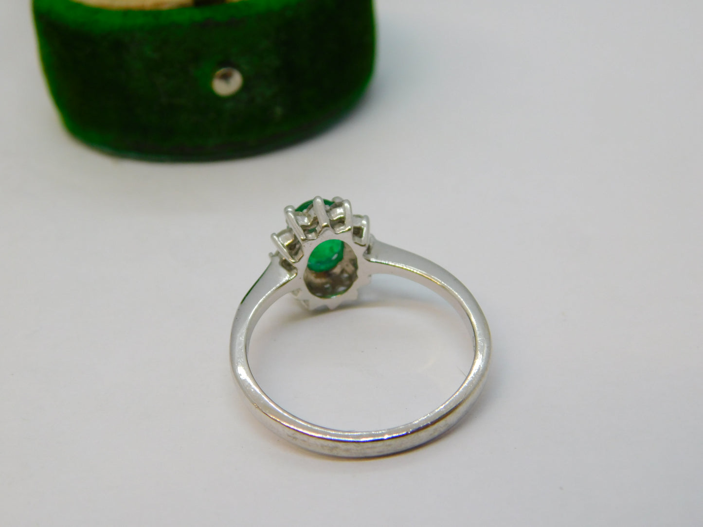 14ct White Gold, 0.5ct Emerald & Diamond Floral Engagement Ring Vintage c1980