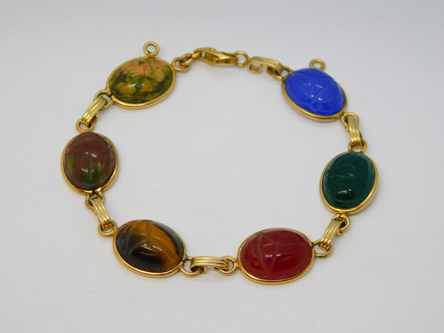 9ct Gold Egyptian Revival Carved Stone Scarab Beetle Bracelet Vintage c1960