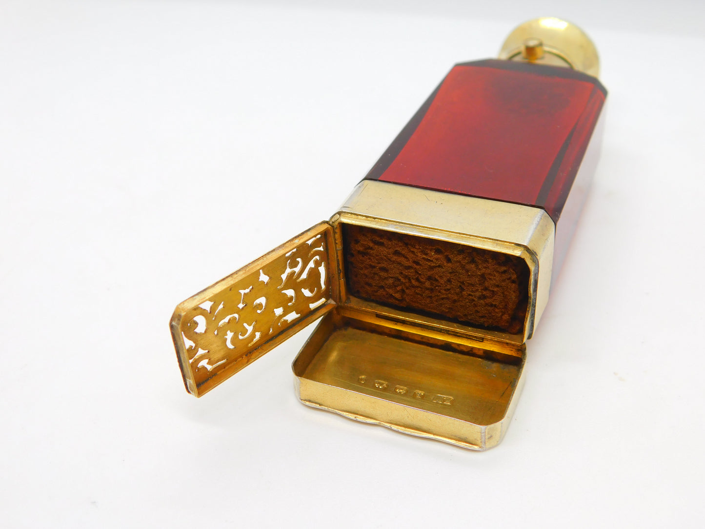 Victorian Sterling Silver Gilt Cranberry Glass Vinaigrette Scent Bottle Antique 1866 Birmingham