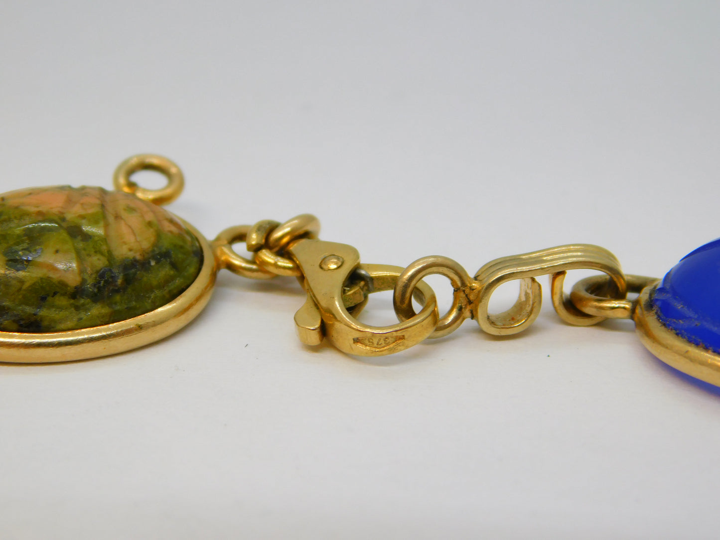 9ct Gold Egyptian Revival Carved Stone Scarab Beetle Bracelet Vintage c1960