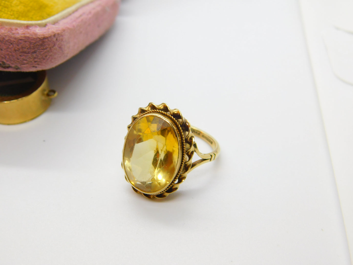 9ct Yellow Gold & Large Faceted Citrine Set Cocktail Ring Vintage 1974