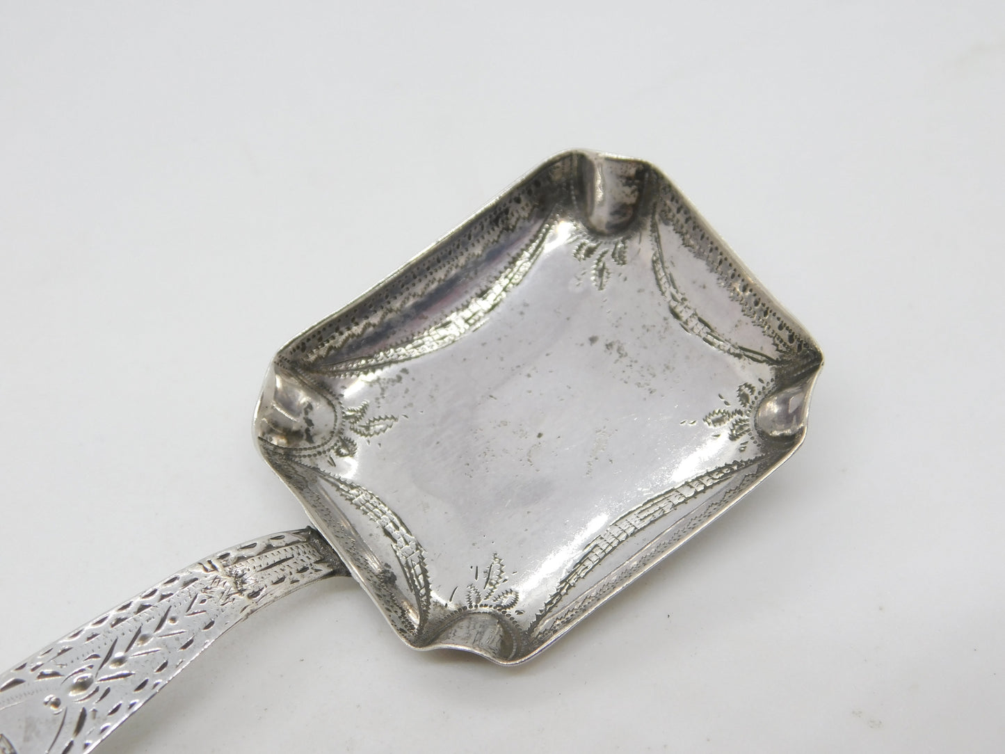 George III Sterling Silver Peacock Crest Tea Caddy Spoon Antique 1793 London