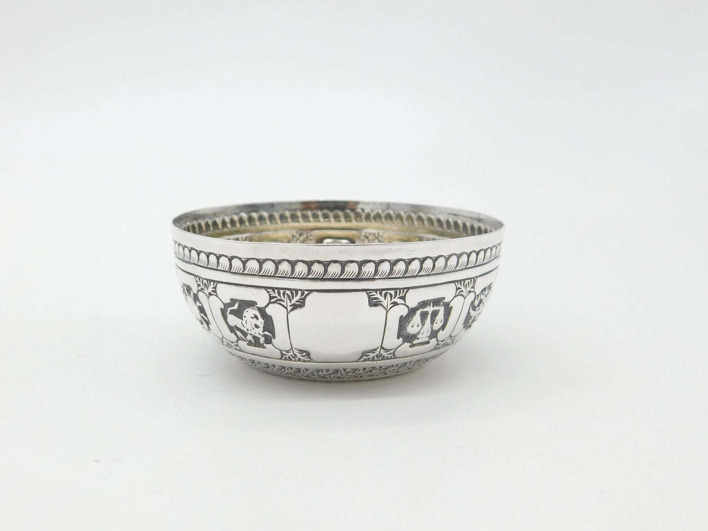 Victorian Sterling Silver 12 Signs of Zodiac Sweet Treat Bowl 1885 London