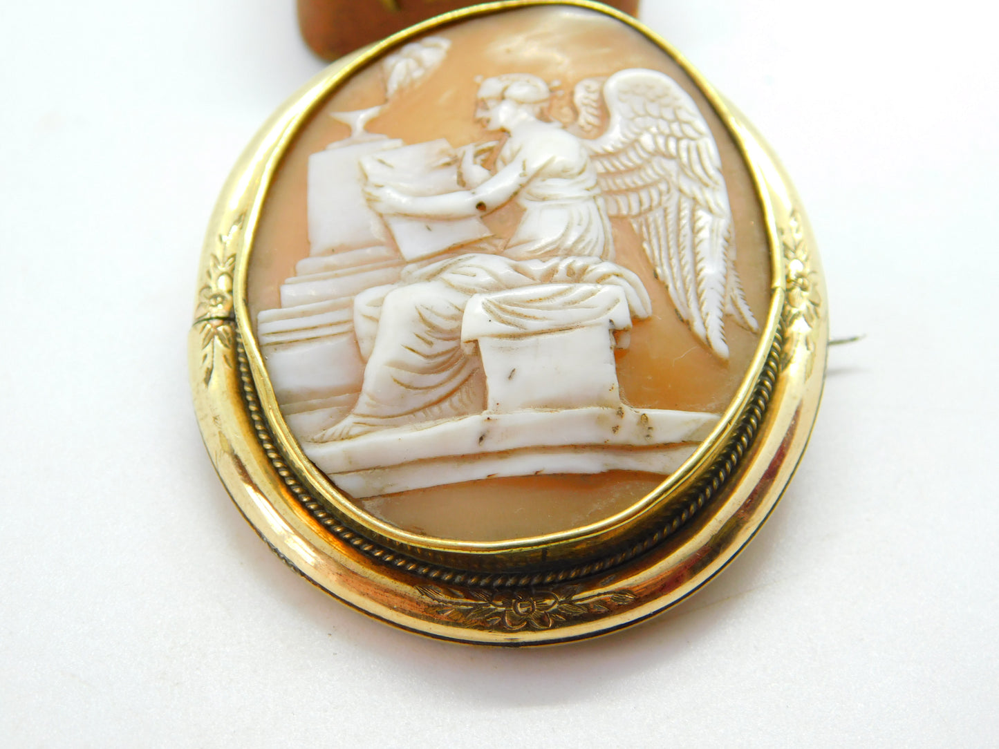 Large Victorian Pinchbeck Mounted Carved Aphrodite Cameo Brooch c1850 Antique