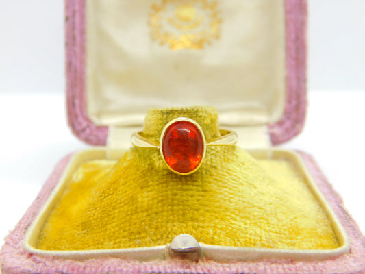 18ct Yellow Gold & Cabochon Fire Opal Band Ring 1994 London Vintage