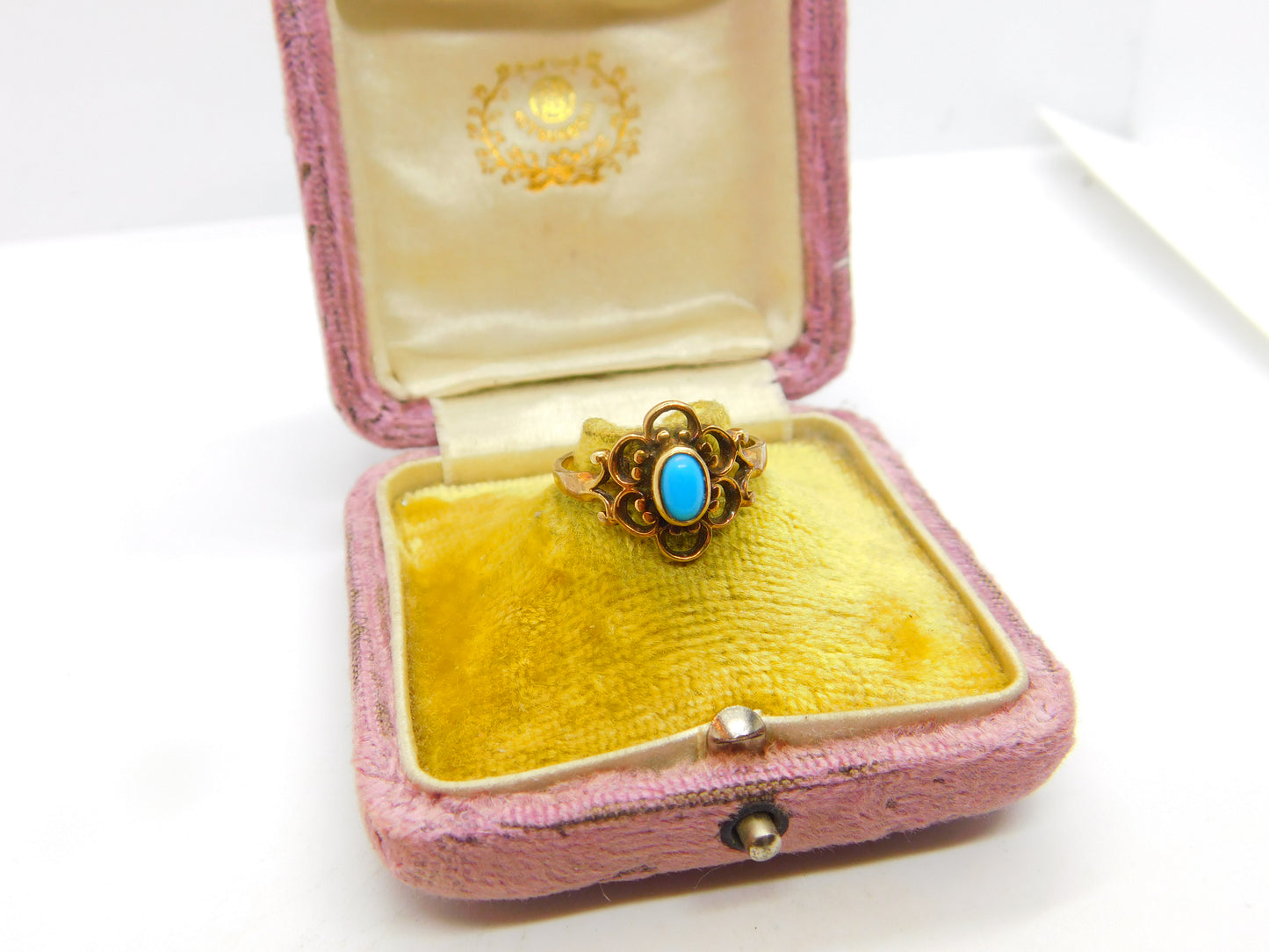 9ct Yellow Gold, Cabochon Turquoise Floral Dress Ring 1988 London Vintage