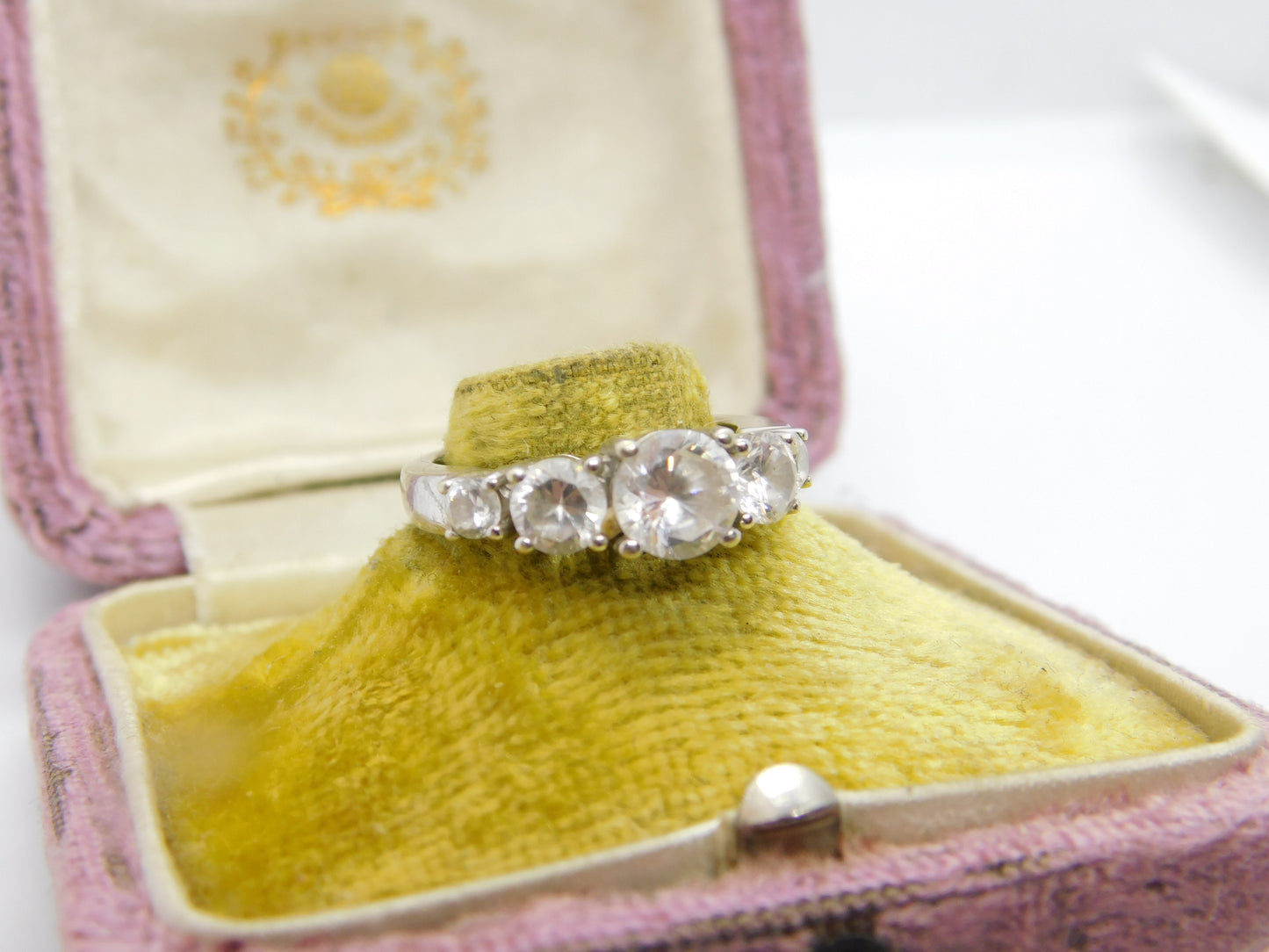 9ct White Gold Paste Set Five-Stone Engagement Ring Vintage c1990 Sheffield