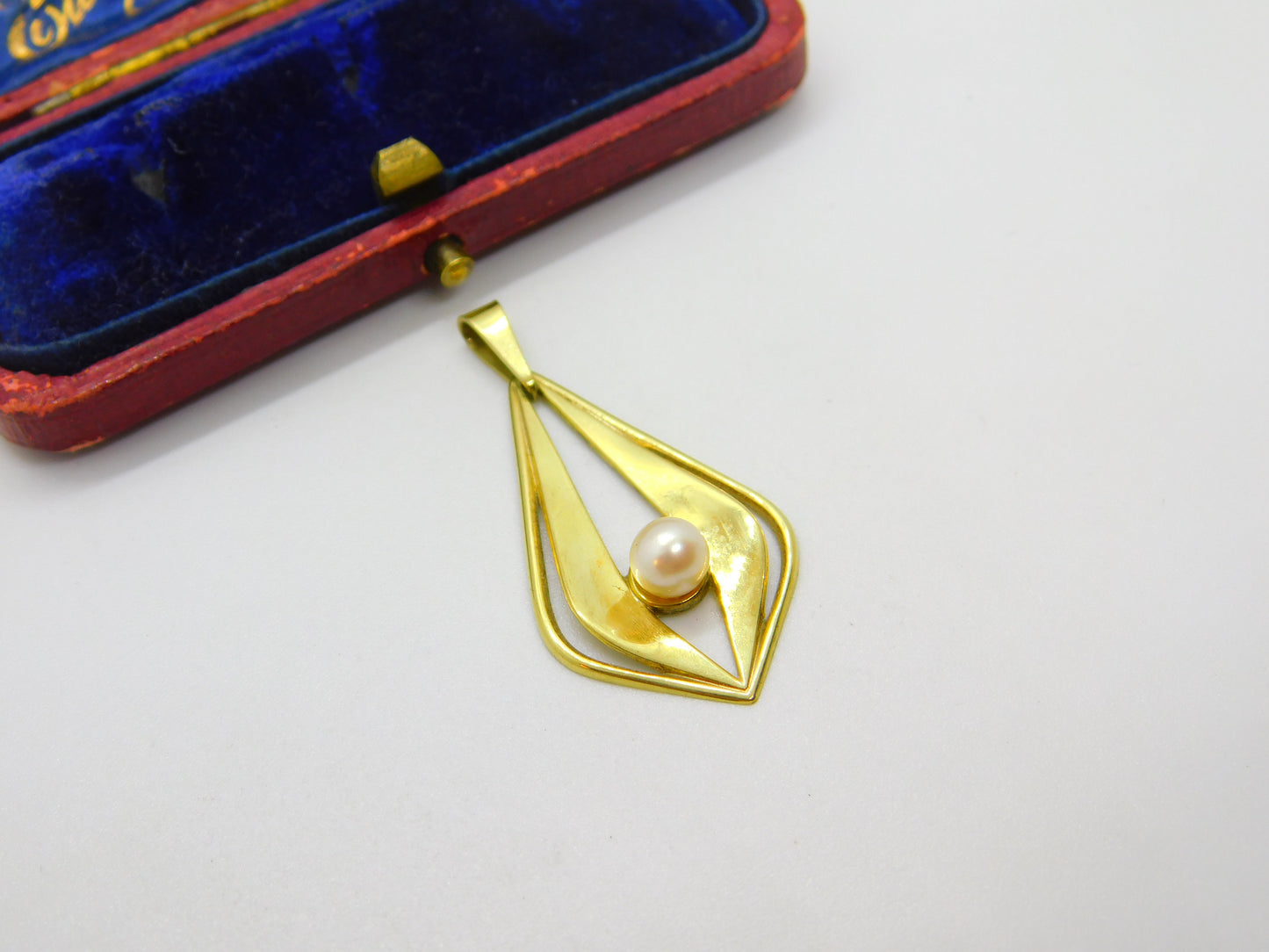 Edwardian 9ct Yellow Gold & Pearl Set Lavalier Drop Pendant 1910 Birmingham