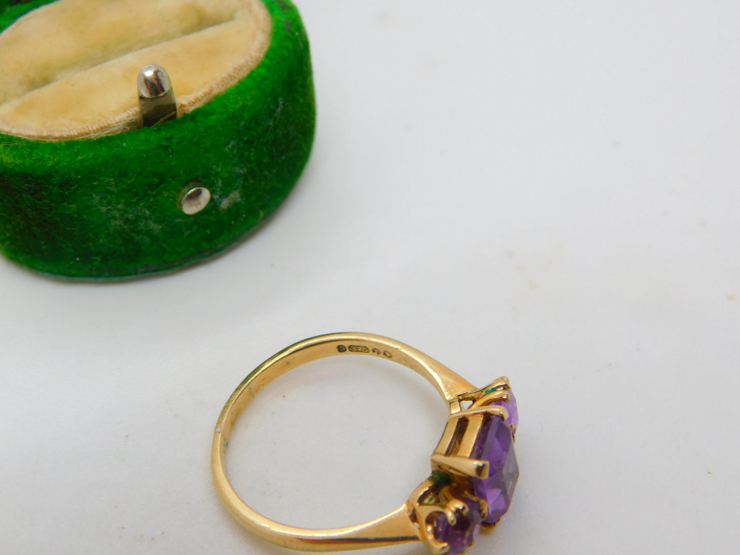 9ct Yellow Gold Three-Stone Amethyst Dress Ring Vintage 1966 London