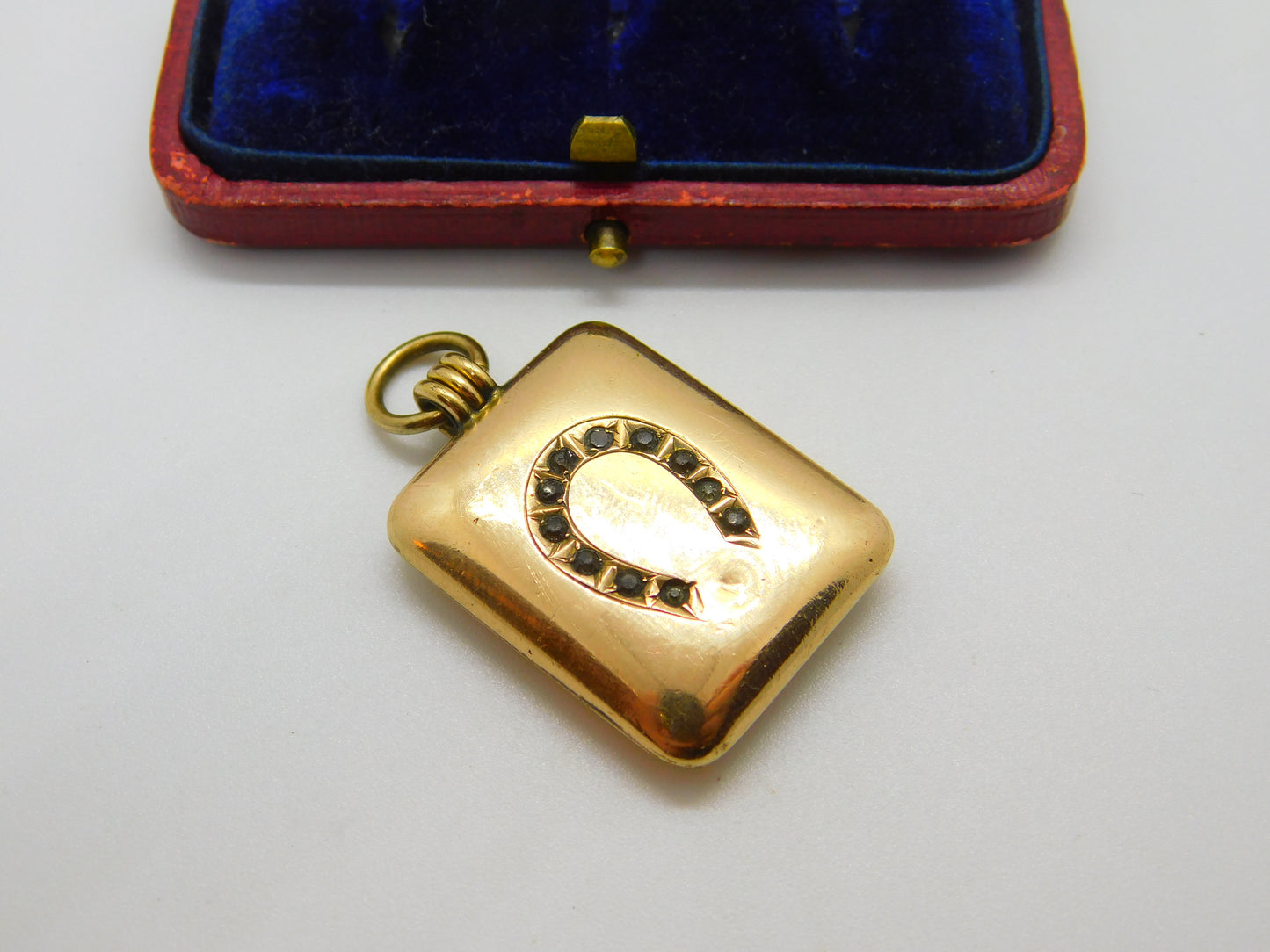 Victorian 9ct Gold Back & Front Good Luck Horseshoe Locket Antique c1880