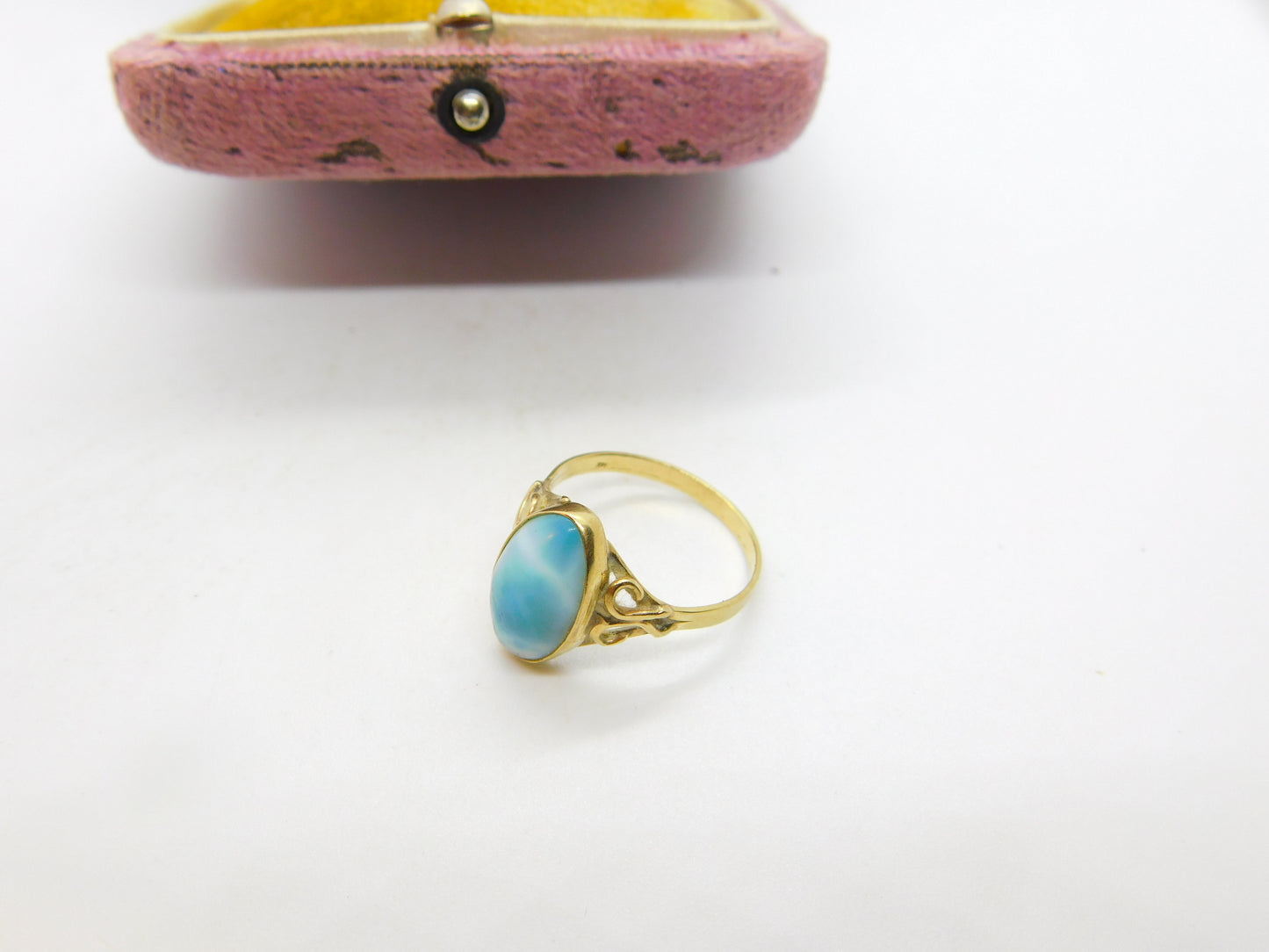 14ct Yellow Gold Cabochon Cut Blue Larimar Set Band Ring Vintage c1970