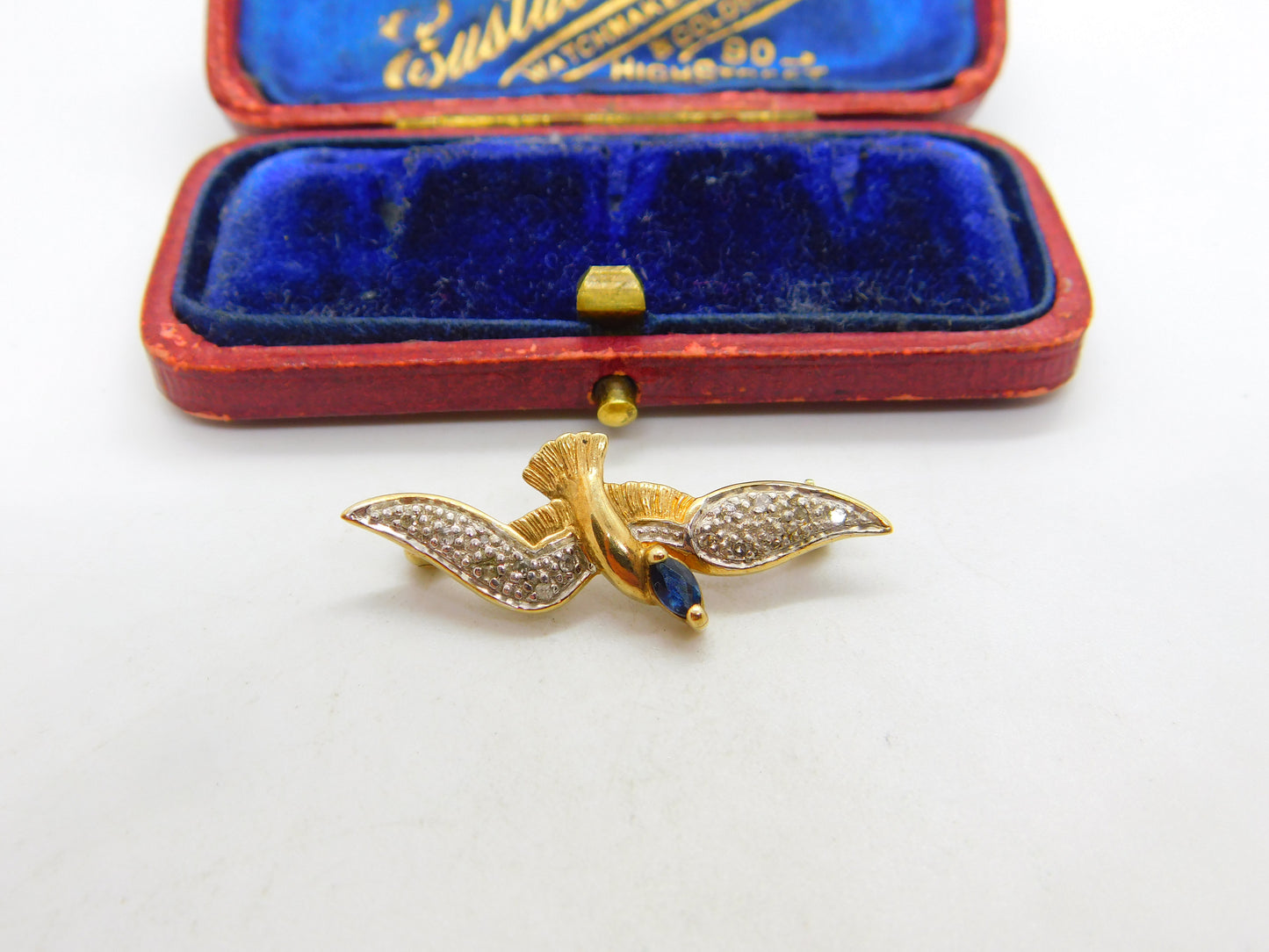 9ct Yellow Gold, Sapphire & Bird Bird in Flight Brooch 1990 London Vintage