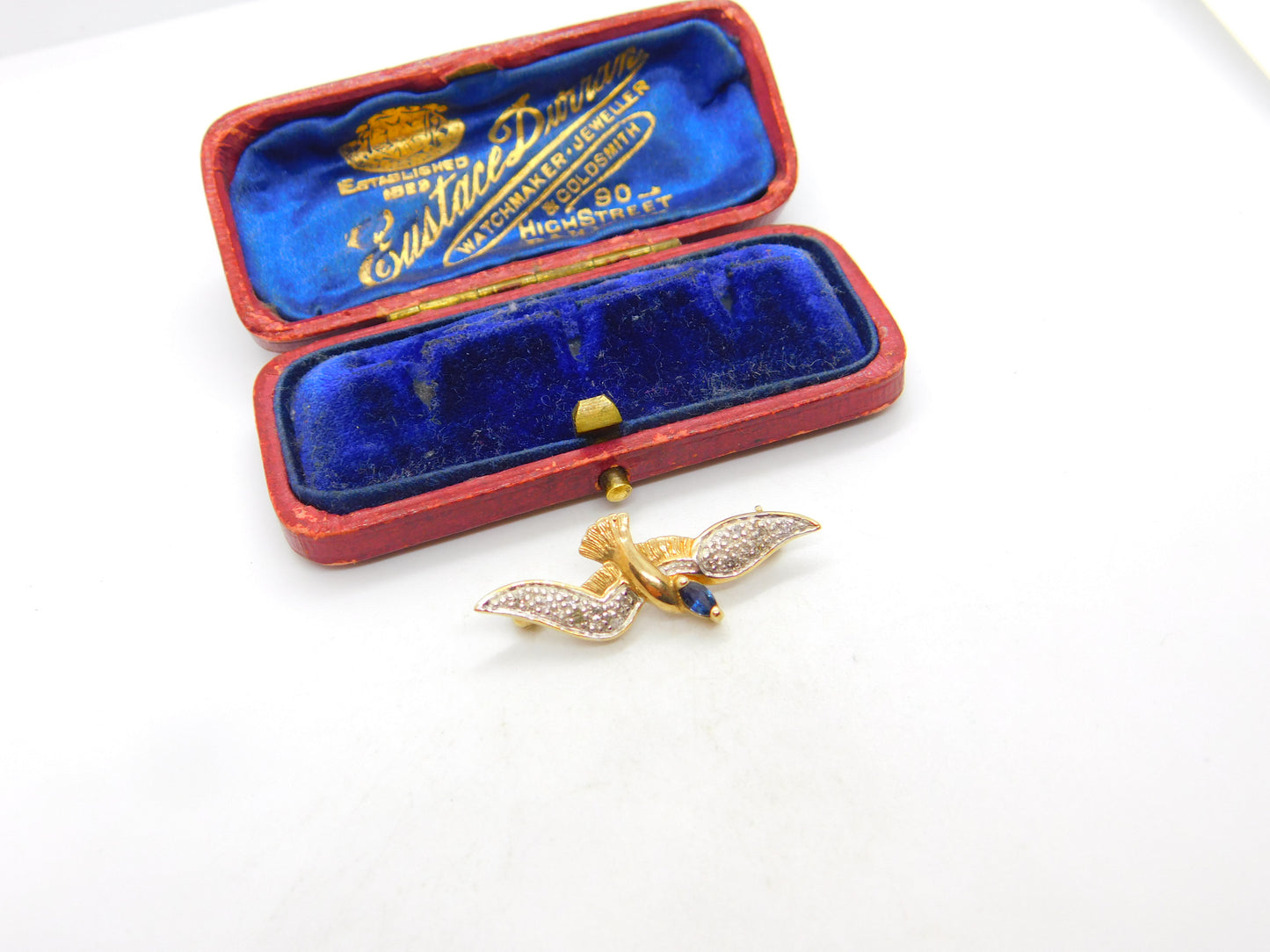 9ct Yellow Gold, Sapphire & Bird Bird in Flight Brooch 1990 London Vintage