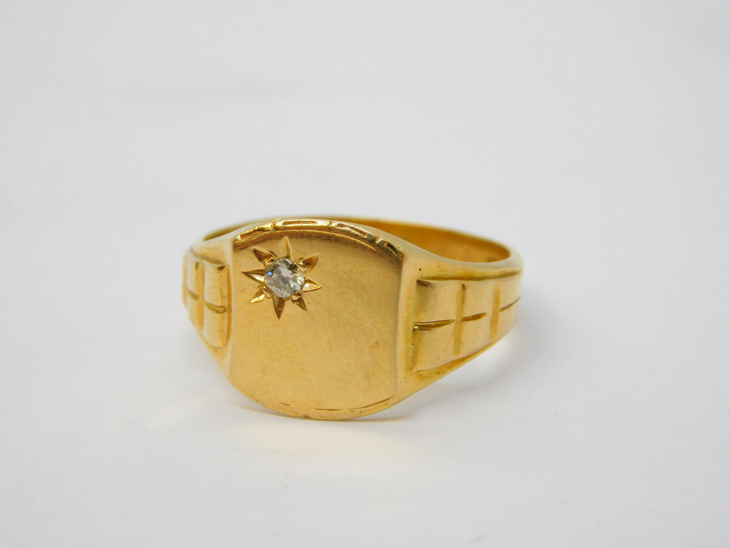 18ct Yellow Gold Star Set Diamond Signet Ring Vintage 1965 Birmingham