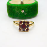 9ct Yellow Gold & Garnet Set Floral Cluster Ring Vintage c1970