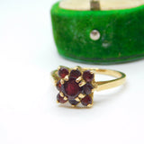 9ct Yellow Gold & Garnet Set Floral Cluster Ring Vintage c1970