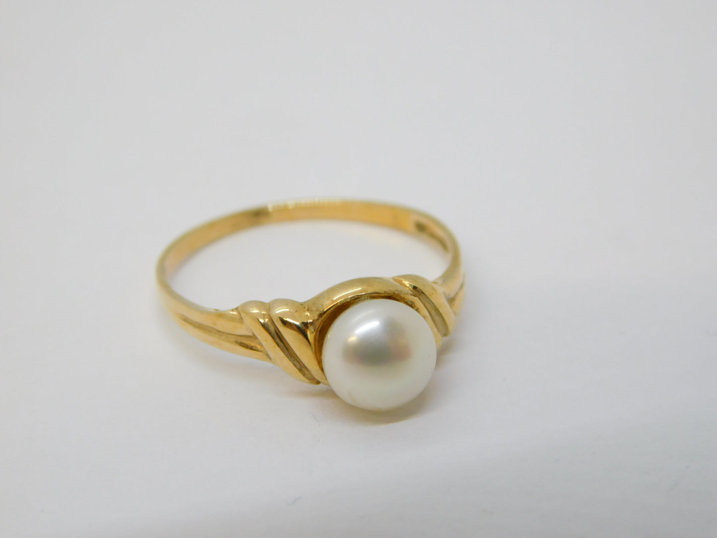 9ct Yellow Gold & Simulated Pearl Set Dress Ring Vintage c1990 Birmingham