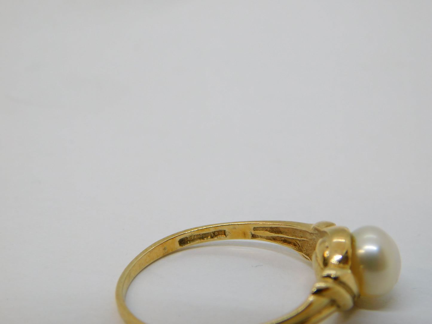 9ct Yellow Gold & Simulated Pearl Set Dress Ring Vintage c1990 Birmingham