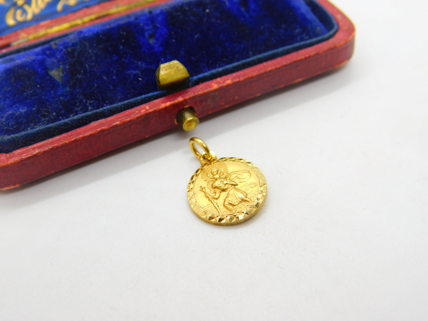 Georg Jensen 9ct Yellow Gold Charm or Pendant Vintage 1971 London with Travel