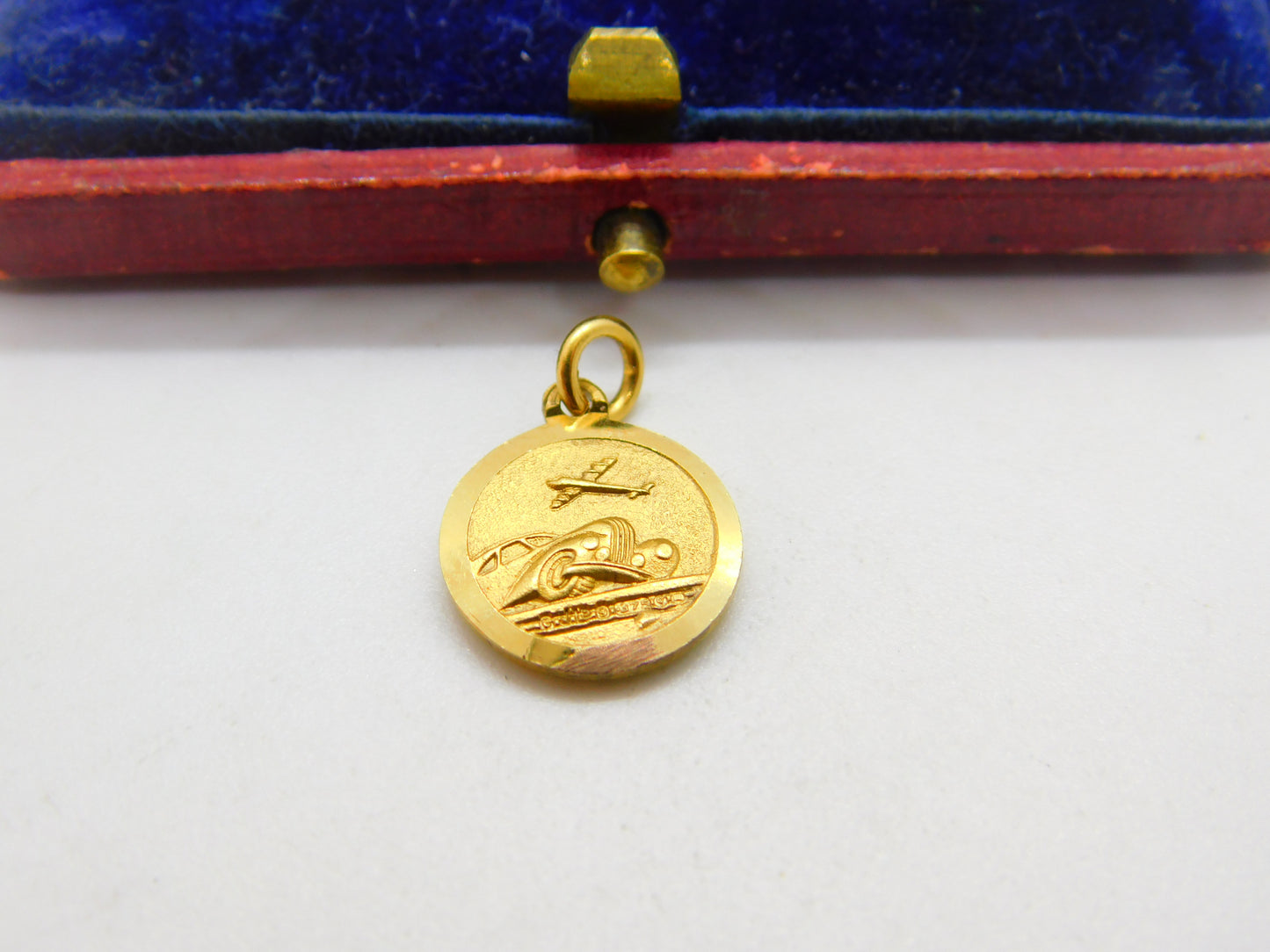 Georg Jensen 9ct Yellow Gold Charm or Pendant Vintage 1971 London with Travel