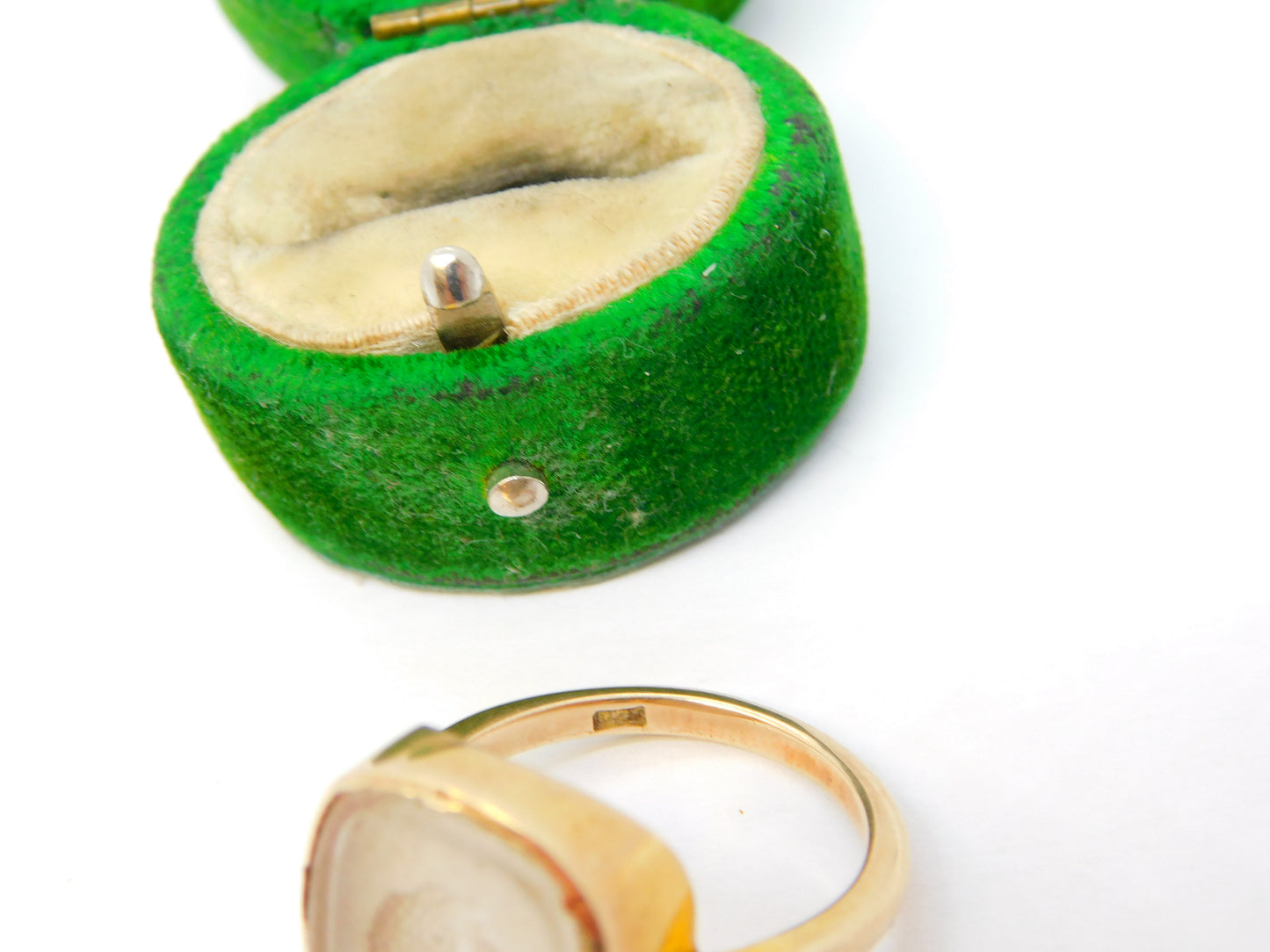 George I 9ct Gold Set Rock Crystal Intaglio Seal 'Samuel Pepys' Signet Ring c1710