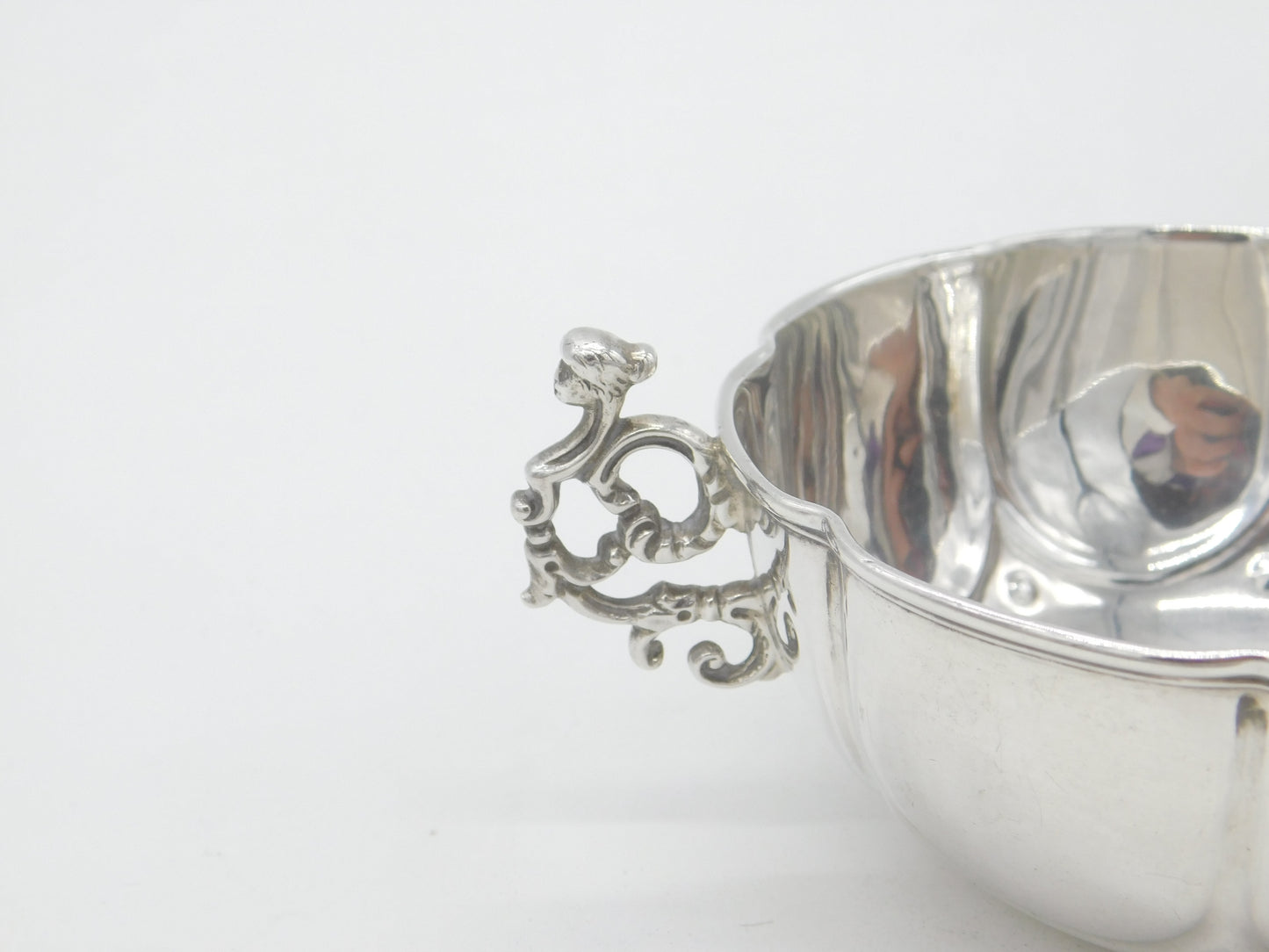 Edwardian Sterling Silver Twin Handled Quaich Cup 1902 London Antique