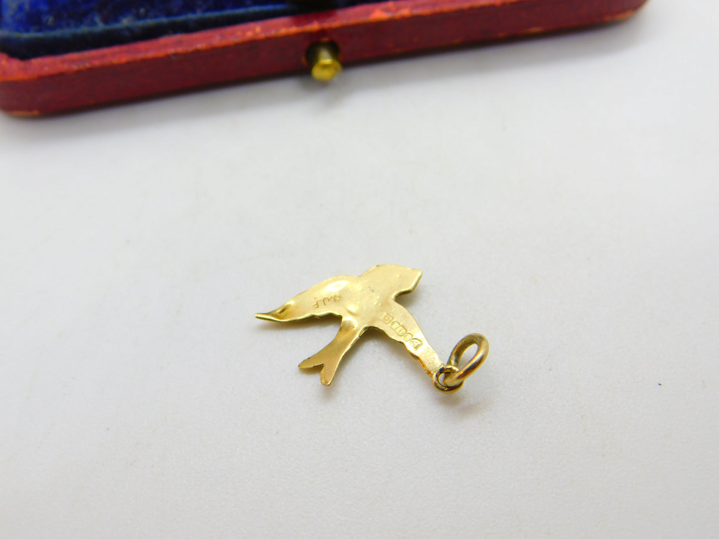 9ct Yellow Gold Swallow Bird Sweetheart Charm Pendant 1954 Chester