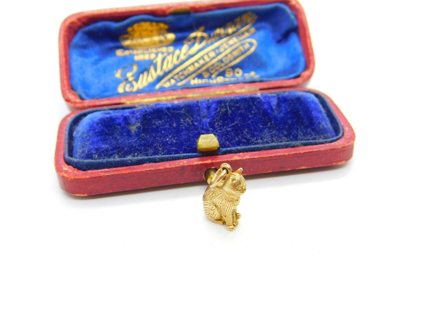 9ct Yellow Gold Sitting Cat or Kitten Charm Pendant 1987 Birmingham Vintage