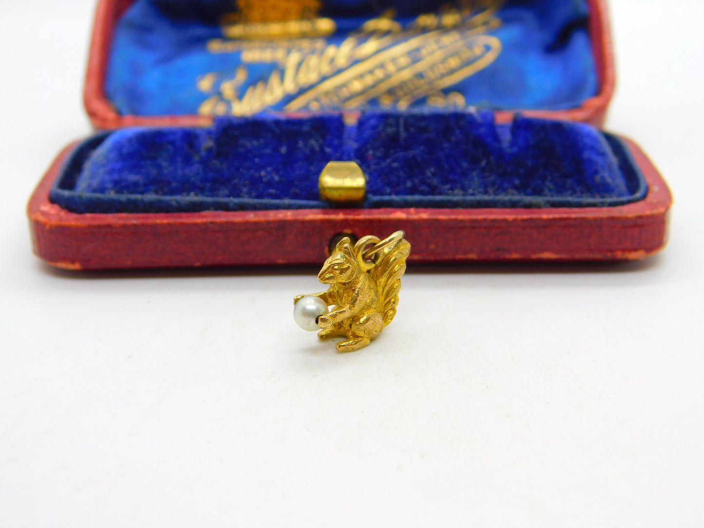 9ct Yellow Gold Squirrel with the Pearl Nut Charm Pendant 1963 Birmingham