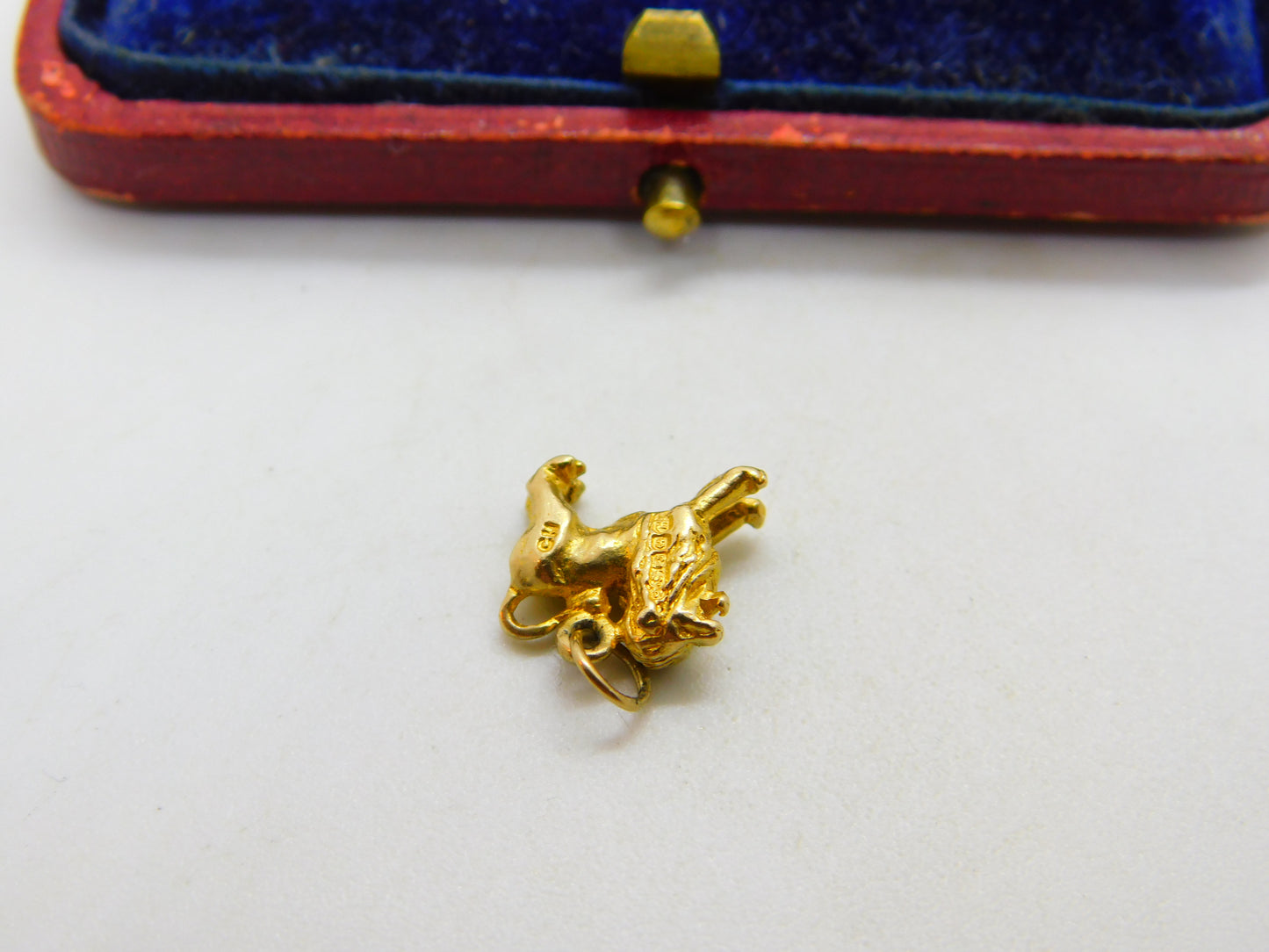 9ct Yellow Gold Leo the Lion Zodiac Charm Pendant 1957 Birmingham Vintage