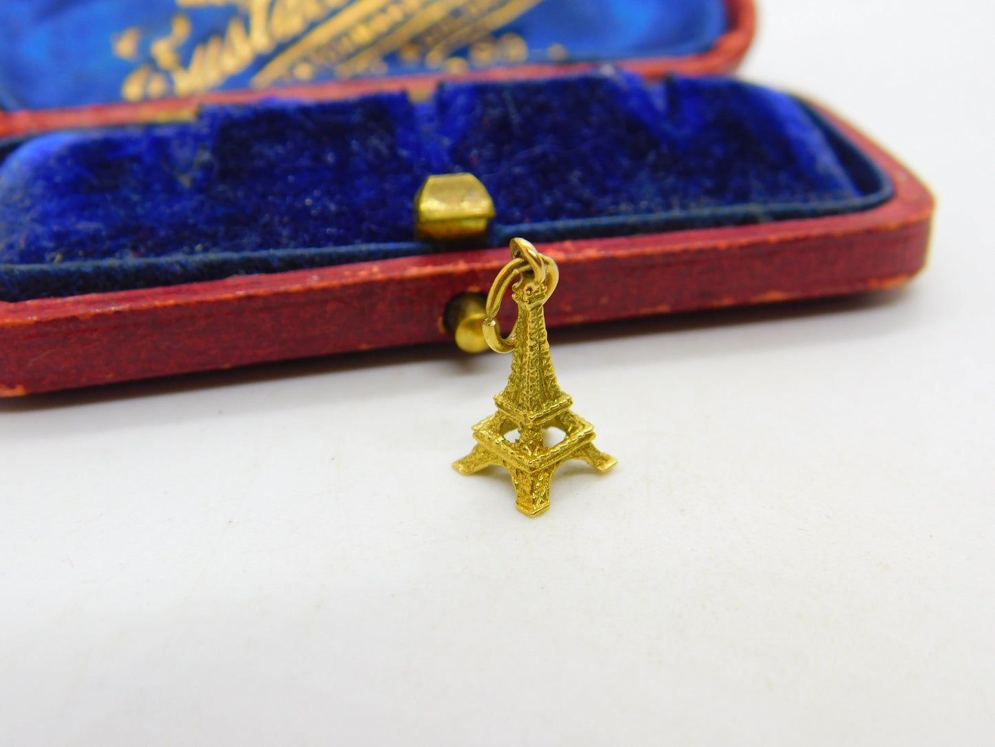 9ct Yellow Gold Paris Eiffel Tower Souvenir Charm Pendant Vintage c1970