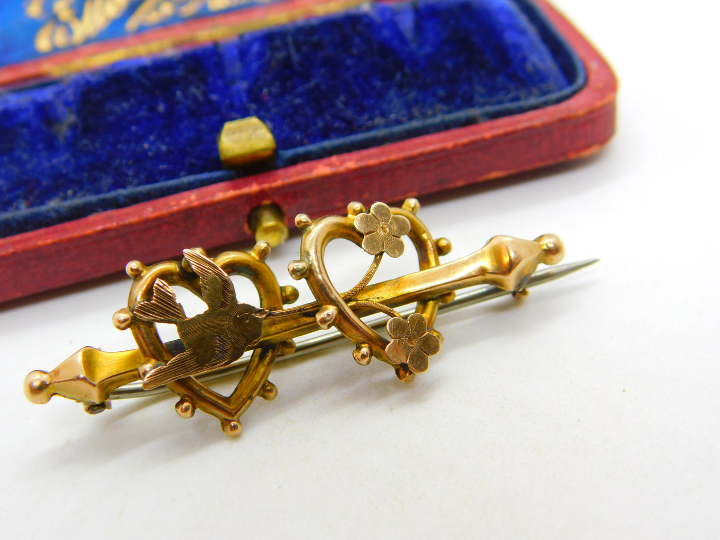 Victorian 9ct Yellow Gold Swallow Sweetheart Brooch Pin c1890 Antique