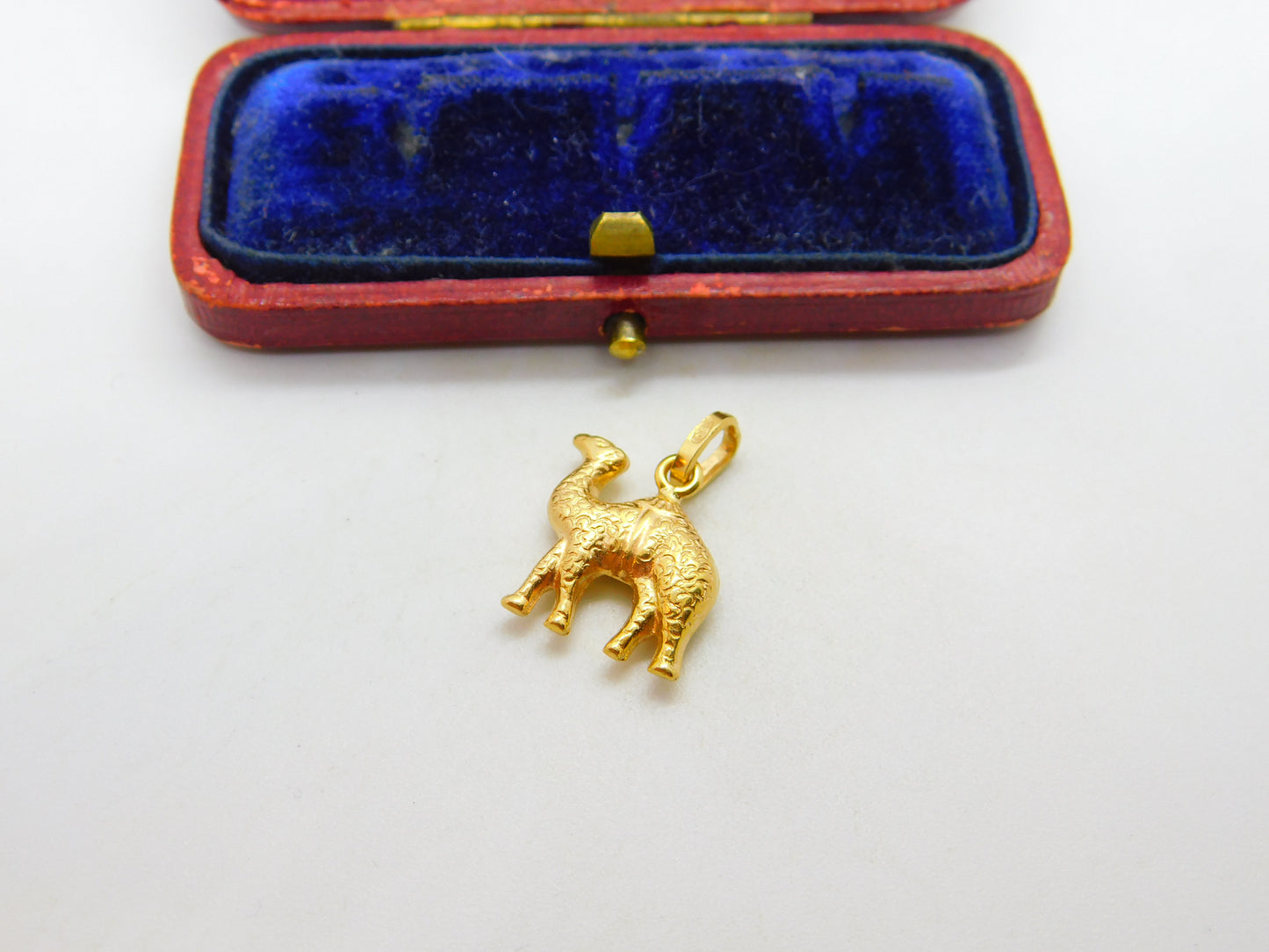 18ct Yellow Gold Standing Camel Charm or Pendant Vintage c1970