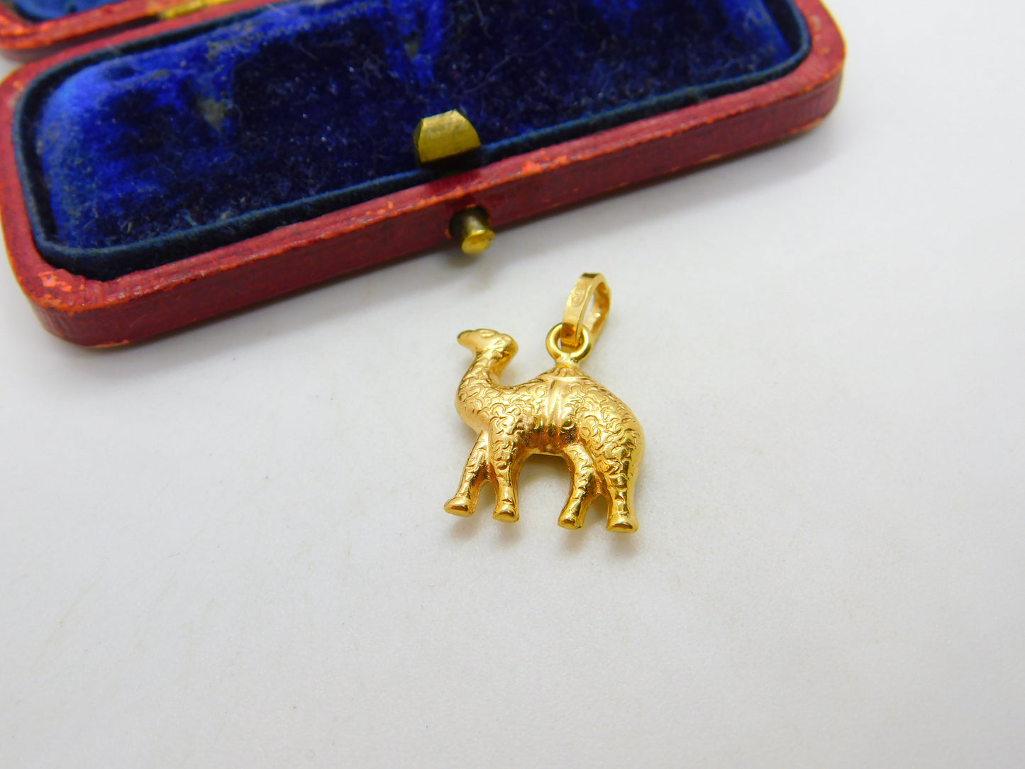 18ct Yellow Gold Standing Camel Charm or Pendant Vintage c1970