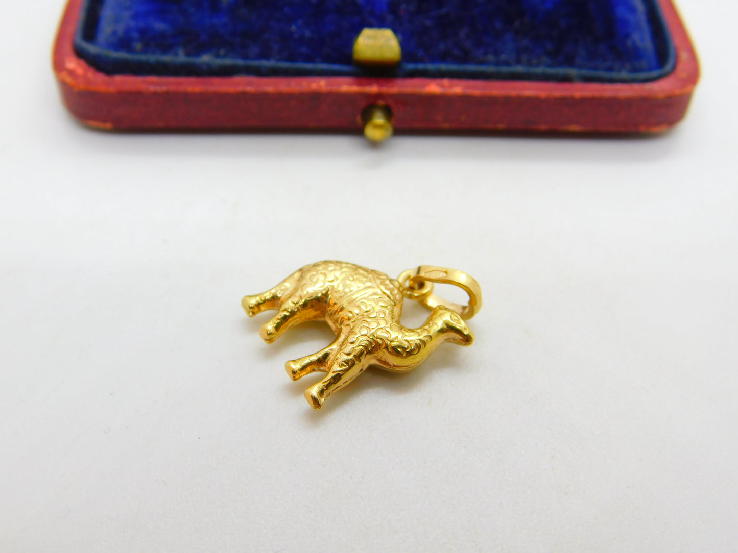 18ct Yellow Gold Standing Camel Charm or Pendant Vintage c1970