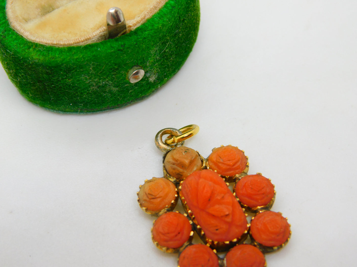 George III 15ct Gold Carved Red Coral Set Floral Pendant Antique c1820