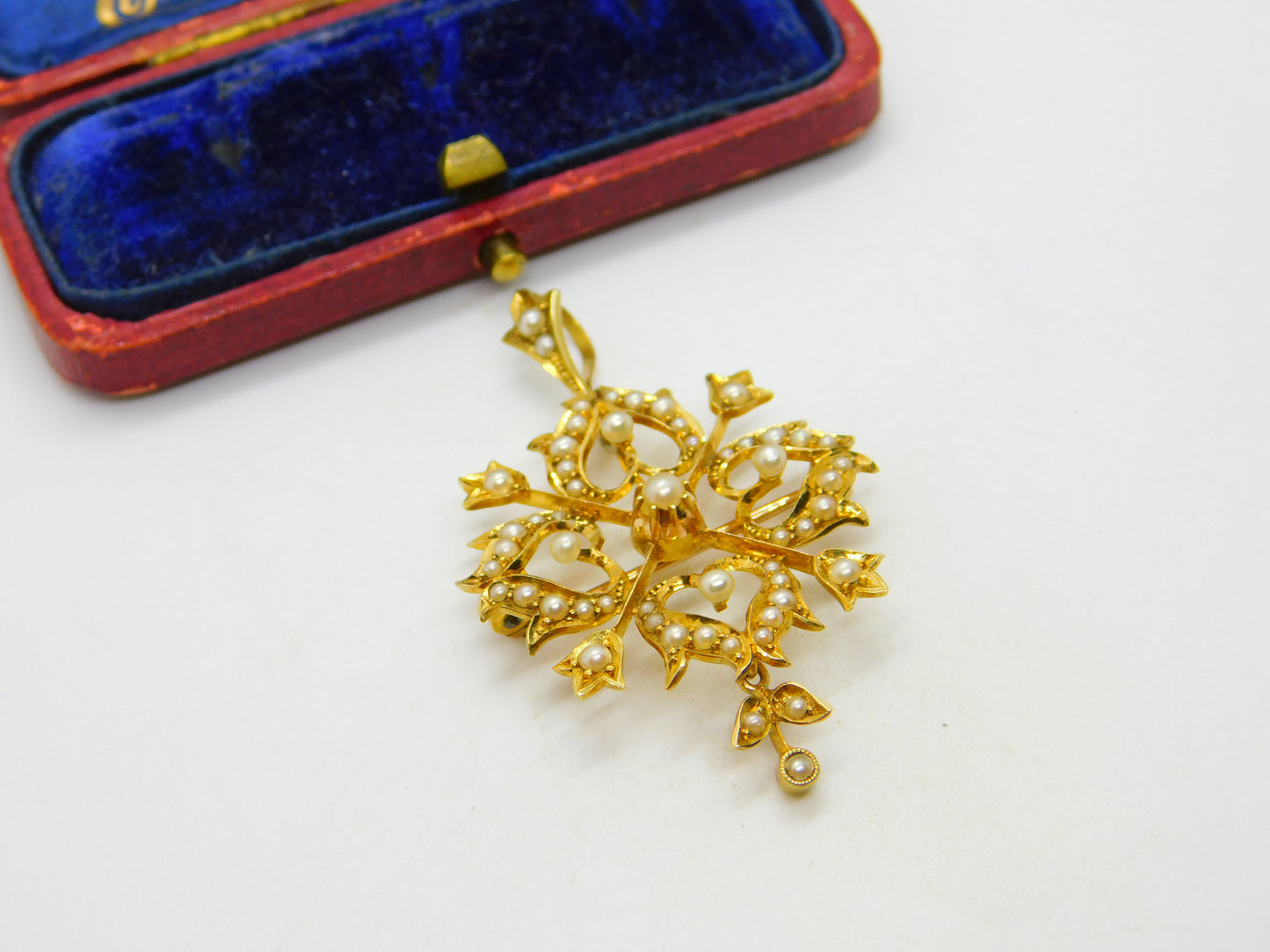 Victorian 15ct Yellow Gold Seed Pearl Set Floral Lavalier Drop Pendant c1890