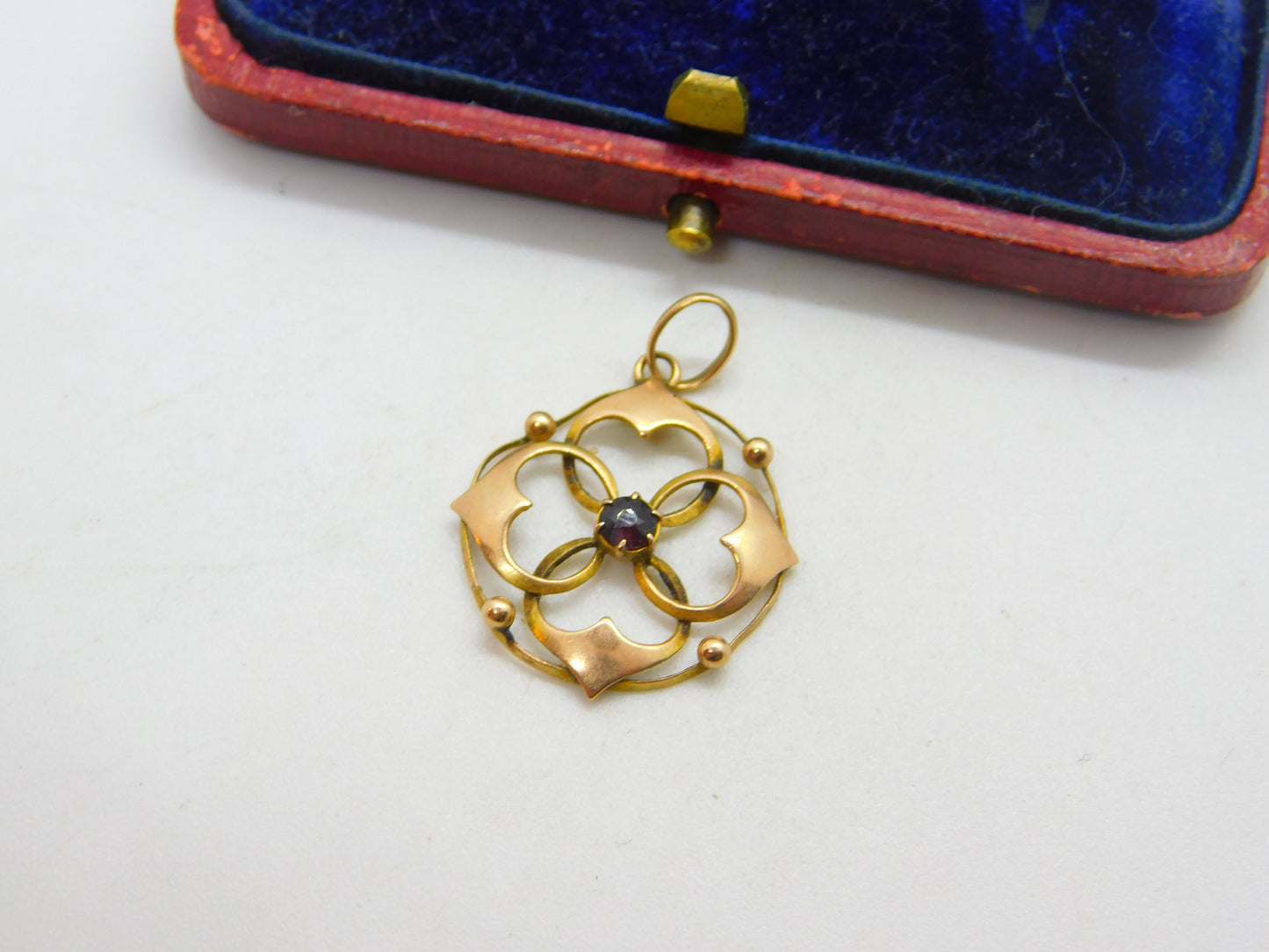 Edwardian 9ct Yellow Gold Floral Form Garnet Drop Pendant Antique c1910