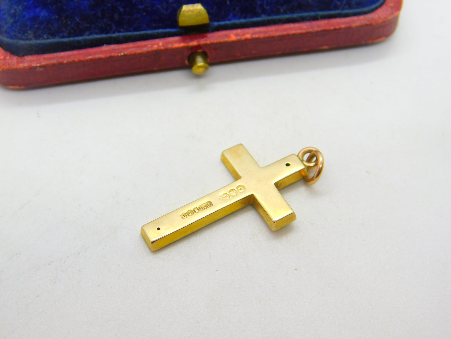 Scottish 9ct Yellow Gold Cross Floral Pattern Pendant 1920 Glasgow Antique