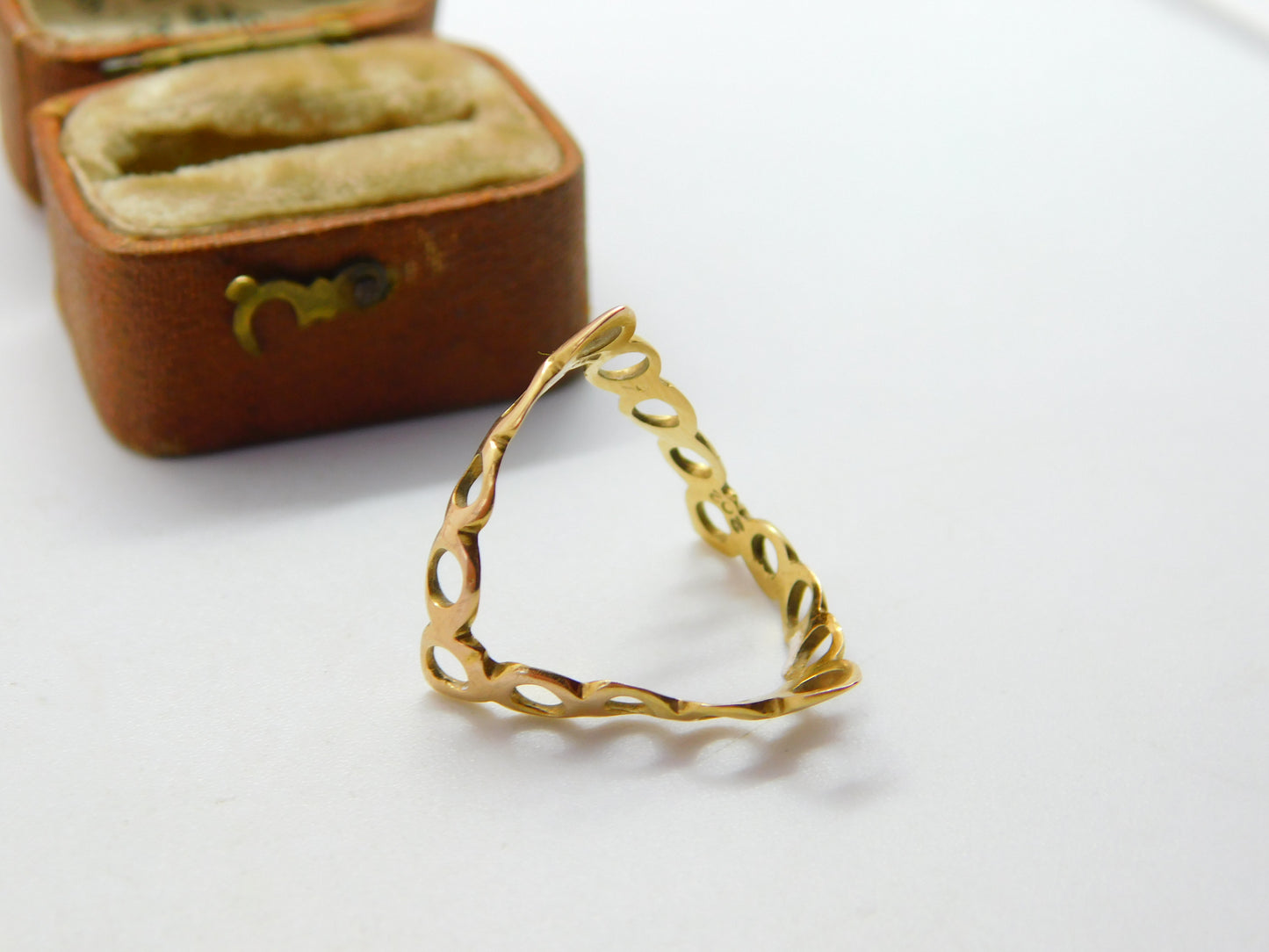 9ct Yellow Gold Bubble Pattern Wishbone Dress Ring Vintage c1980