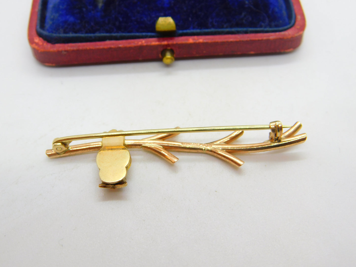 9ct Yellow Gold Owl Perched on Branch Bar Brooch Vintage 1963 Birmingham