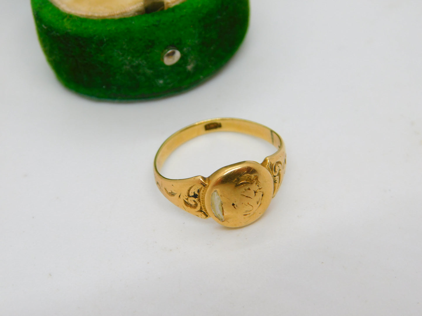 George IV 18ct Yellow Gold 'From My Mother' Mourning Signet Ring Antique c1830