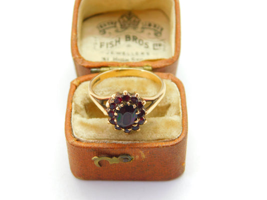 9ct Yellow Gold Bohemian Garnet Set Floral Cluster Ring 1969 Birmingham Vintage