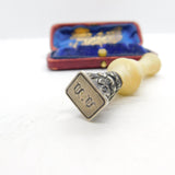 Victorian Sterling Silver Carved Mother of Pearl 'V.V' Initial Desk Seal c1840